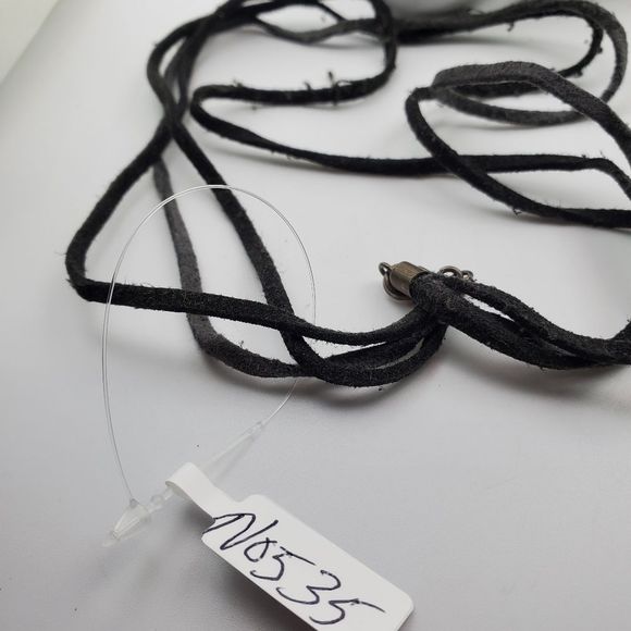 Rustic leather necklace N0535 - Picture 4 of 4